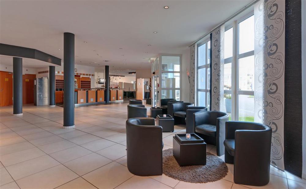 Courtyard By Marriott Dortmund Hotel Interior photo